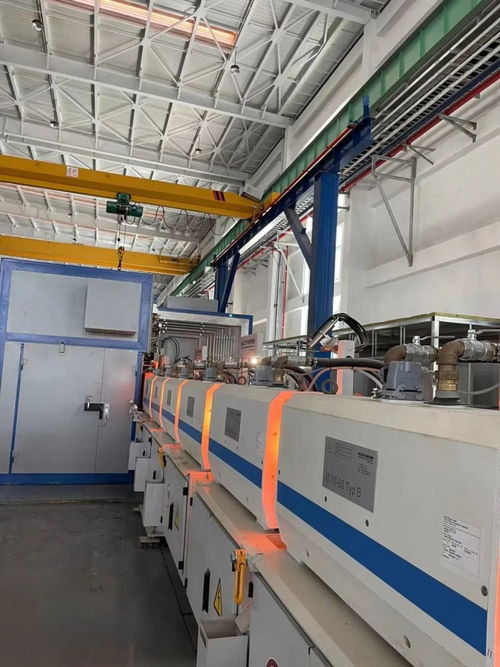 實現量產 國內首臺哈特貝爾大型熱成型機熱試成功